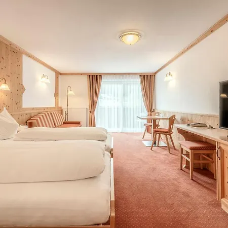 Hotel Christeinerhof 3*